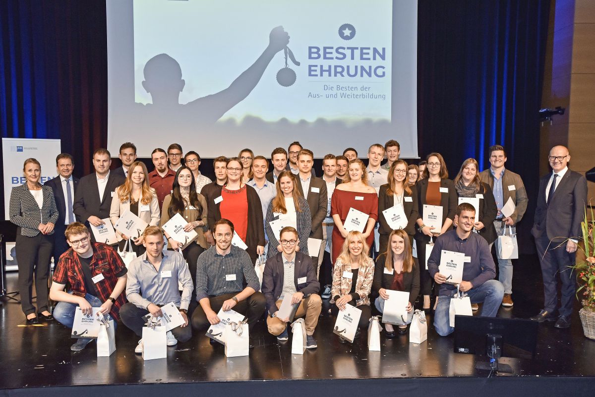 Landkreis Tuttlingen Beste Azubis Verkleinert