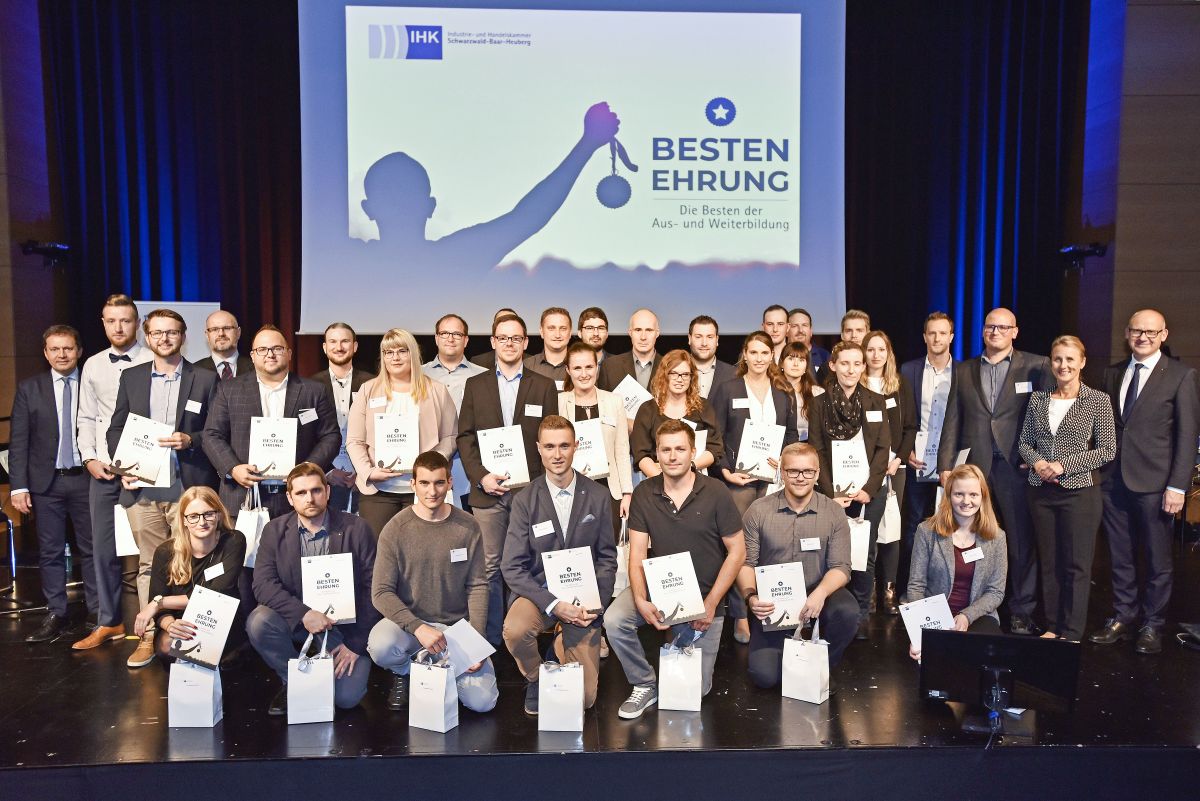 Weiterbildungsbeste Absolventen Verkleinert