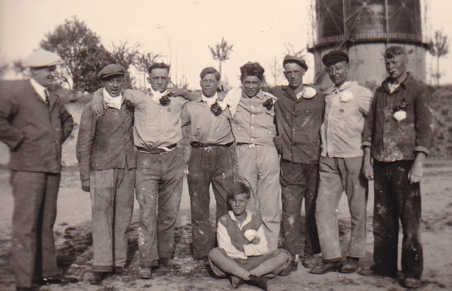 2 1930er Belegschaft