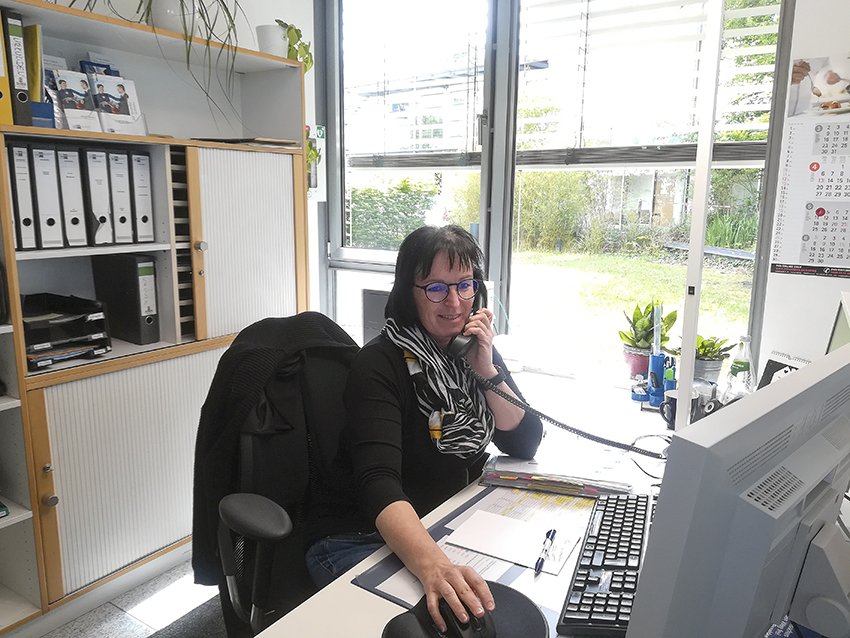 Scherer Monika ServiceCenter