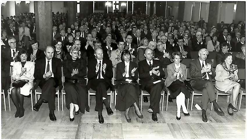 Aufmacherbild 1993