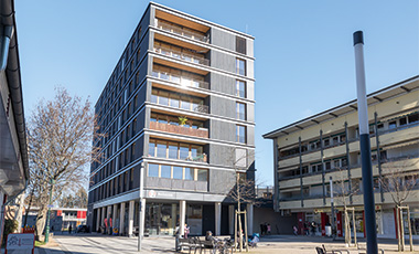 Buggi 52 Freiburg Holzbau Bruno Kaiser GmbH Fotograf Martin Granacher 6 Hsw 380x230px