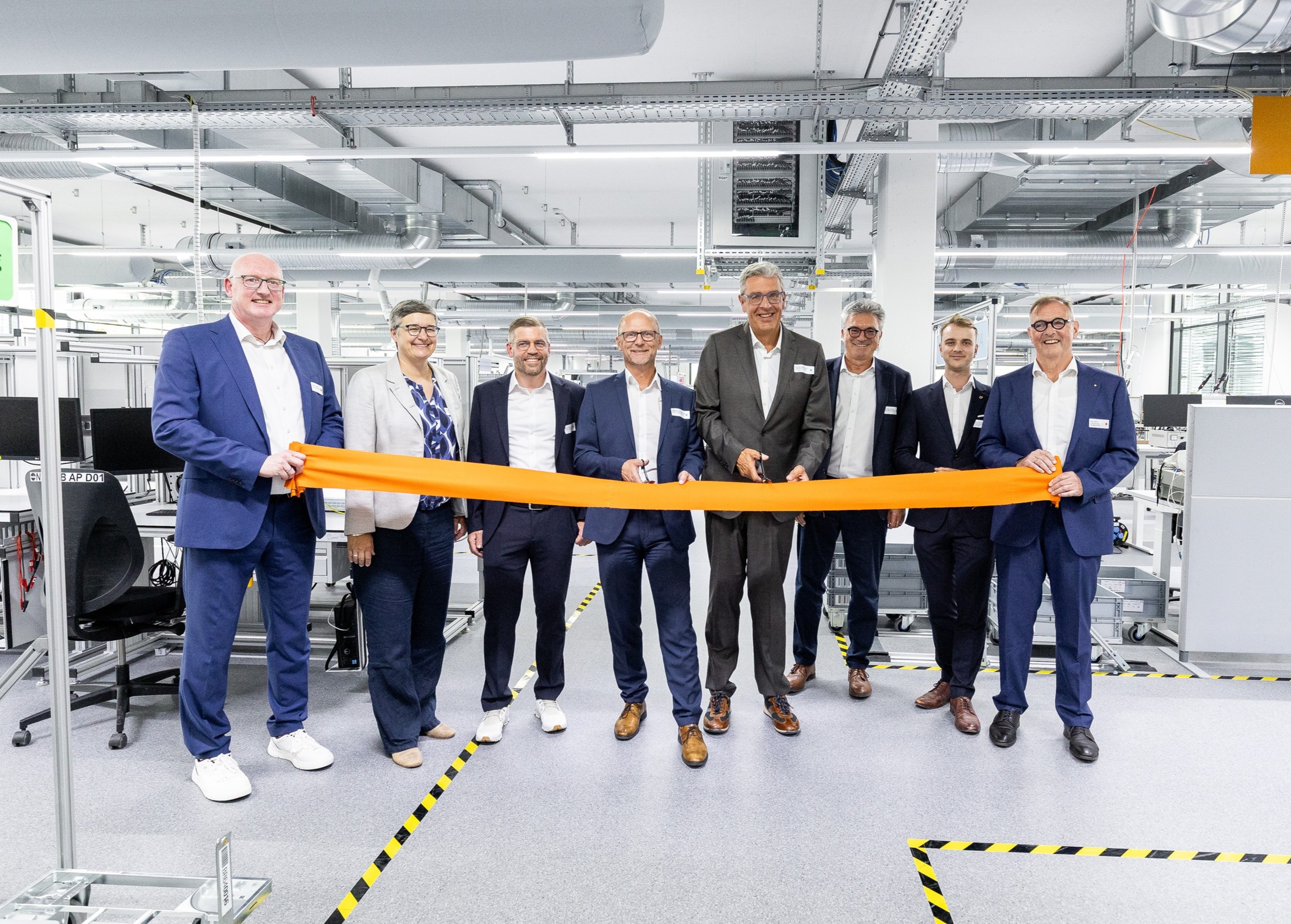 Eroeffnungsfeier Calibration Factory C Testo Industrial Services