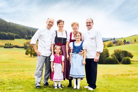 wis12_20_unternehmen_Sonne-Post_Familie
