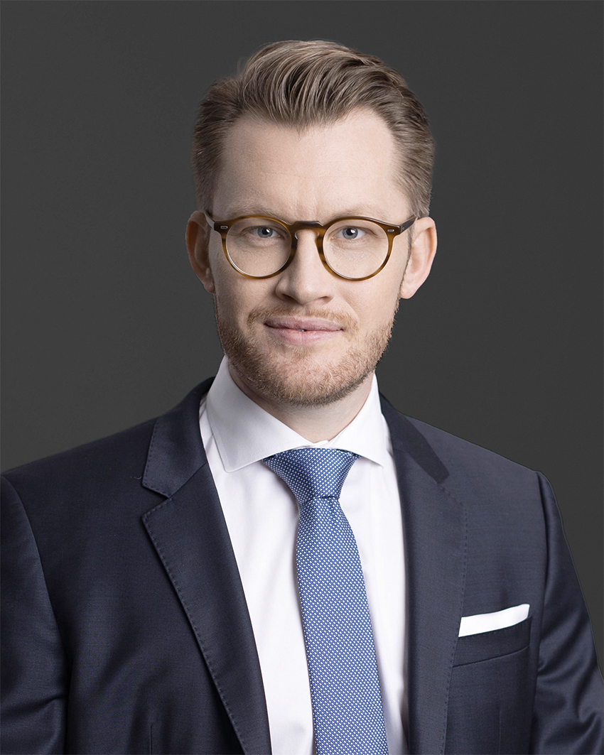 Jenne_Moritz_B_f_web_Portrait